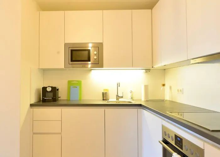 Apartamento Self-check-in With View & Free Parking